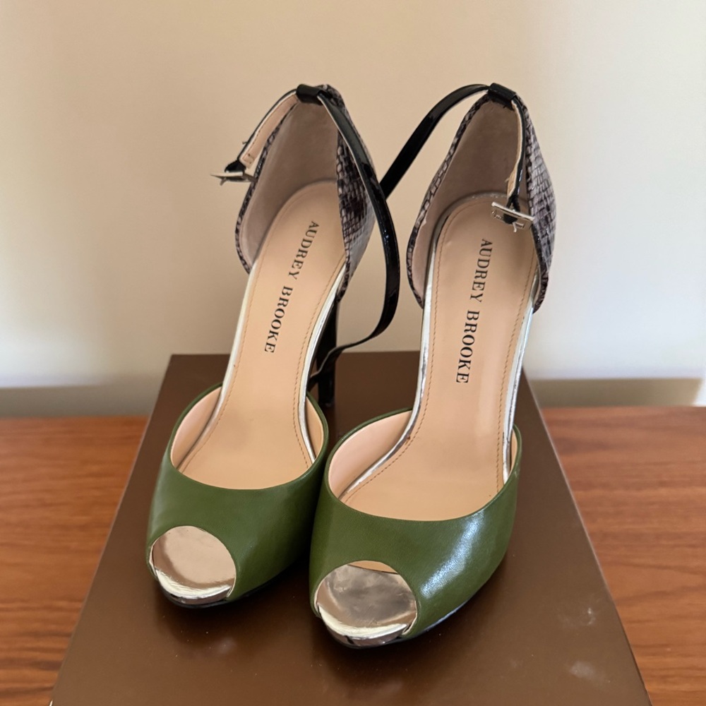 Audrey Brooke Green Stiletto Heels with Ankle Strap